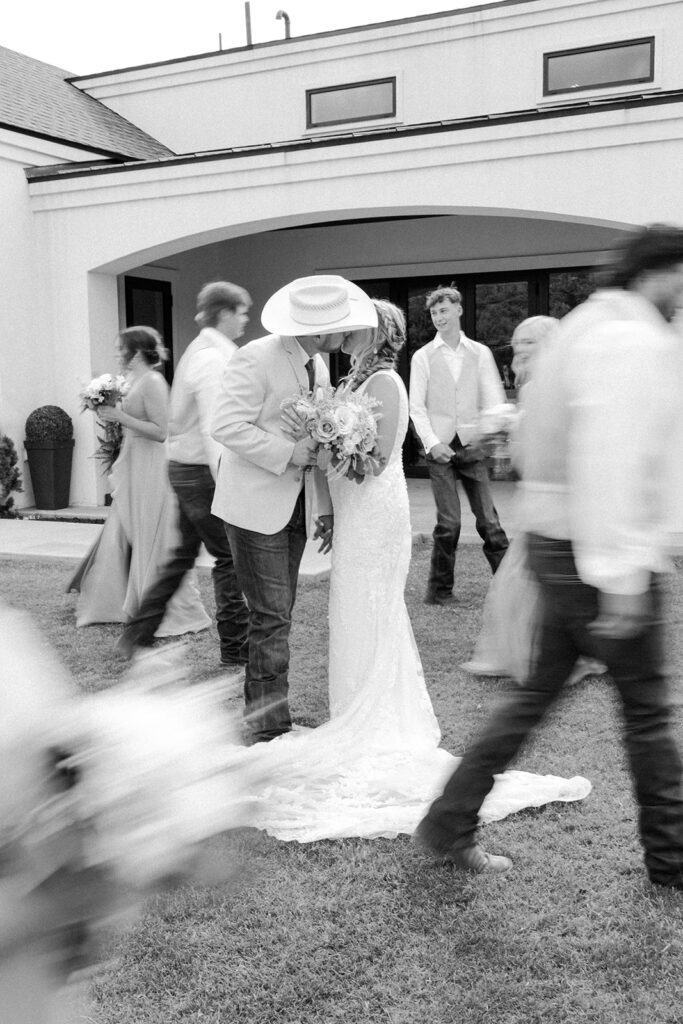 Oklahoma Wedding Photographer - Bridget Blood Photo