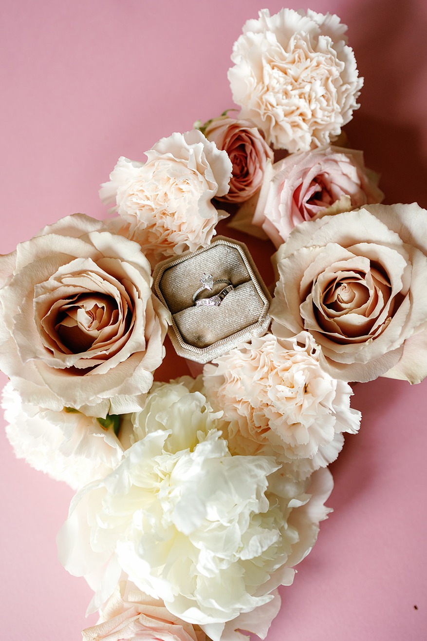 Fountain Florals and event an Oklahoma city florist flower arrangement