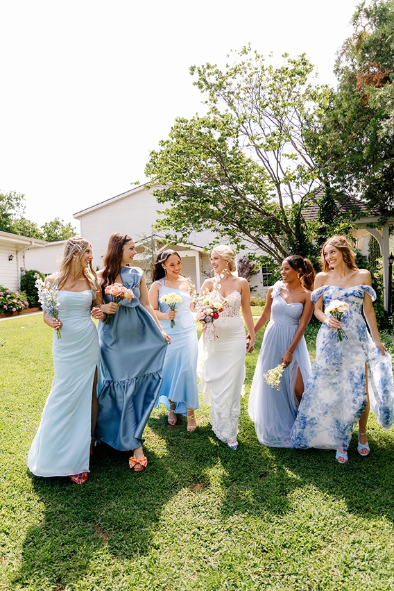 the bride and her bridesmaids at a wedding planned by mastered moments a wedding planner in oklahoma